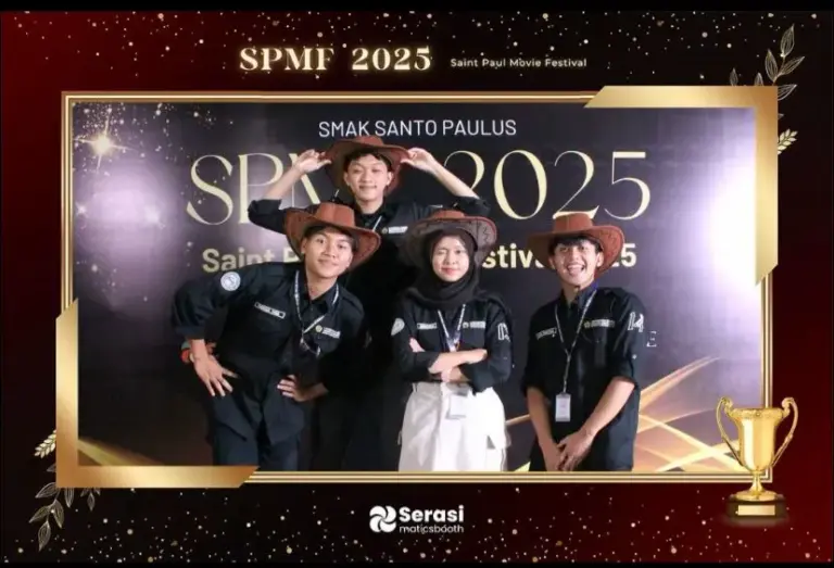 Foto Bersama Festival Film Santo Paulus